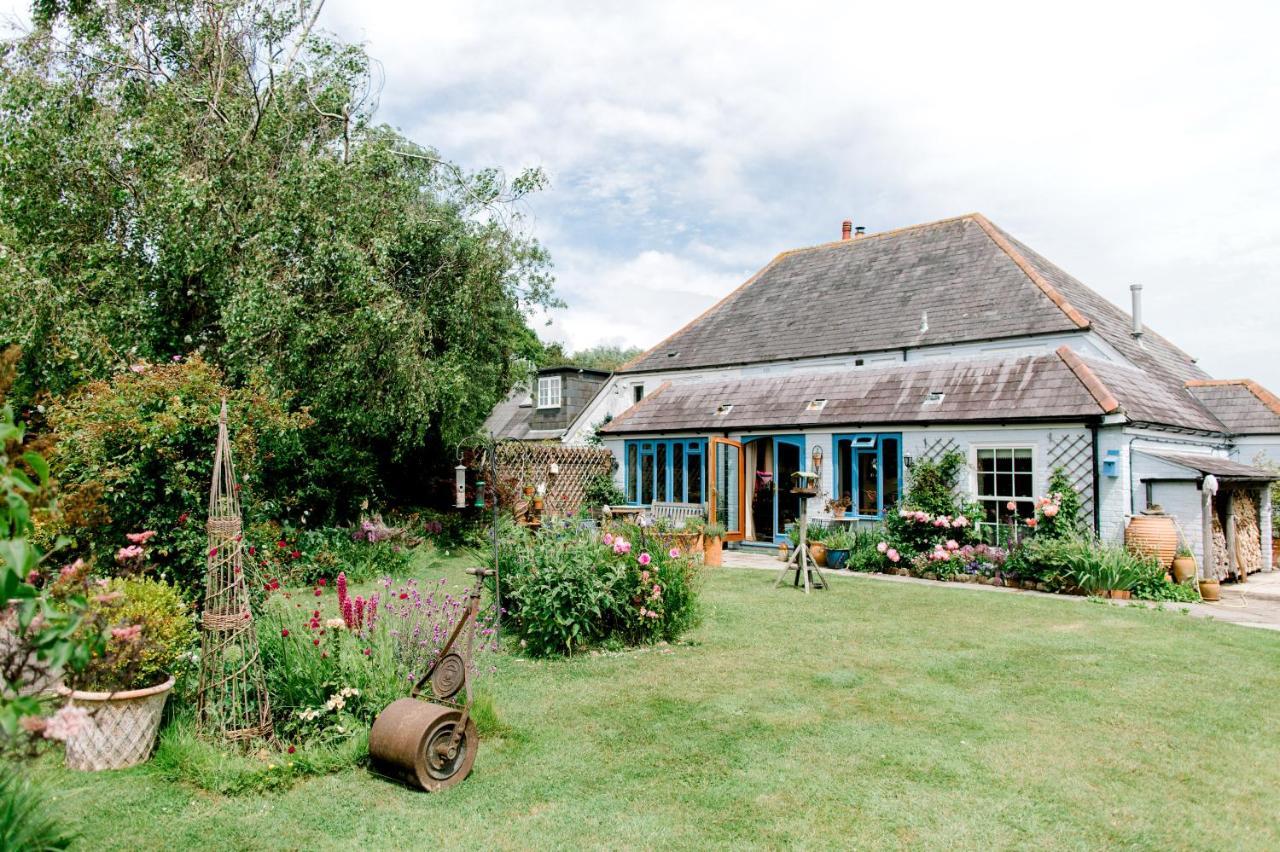 Cosy Cottage Ground Floor Bedroom Ensuite With Private Entrance Chichester Esterno foto