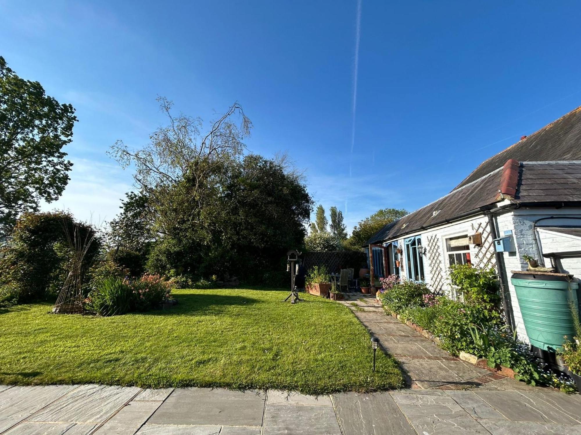 Cosy Cottage Ground Floor Bedroom Ensuite With Private Entrance Chichester Esterno foto